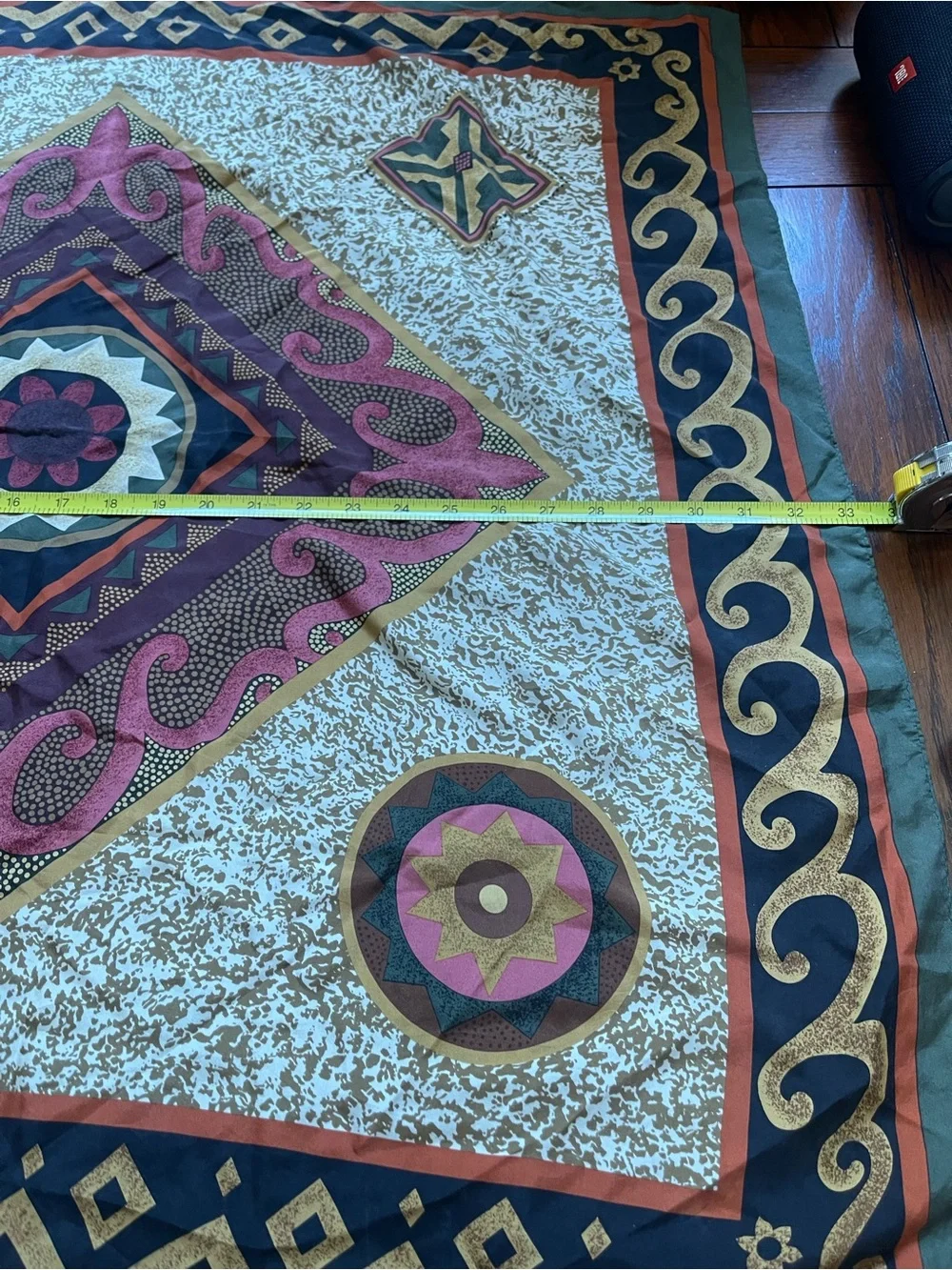 NEW YORK STUDIO 100% Silk Scarf Rectangle